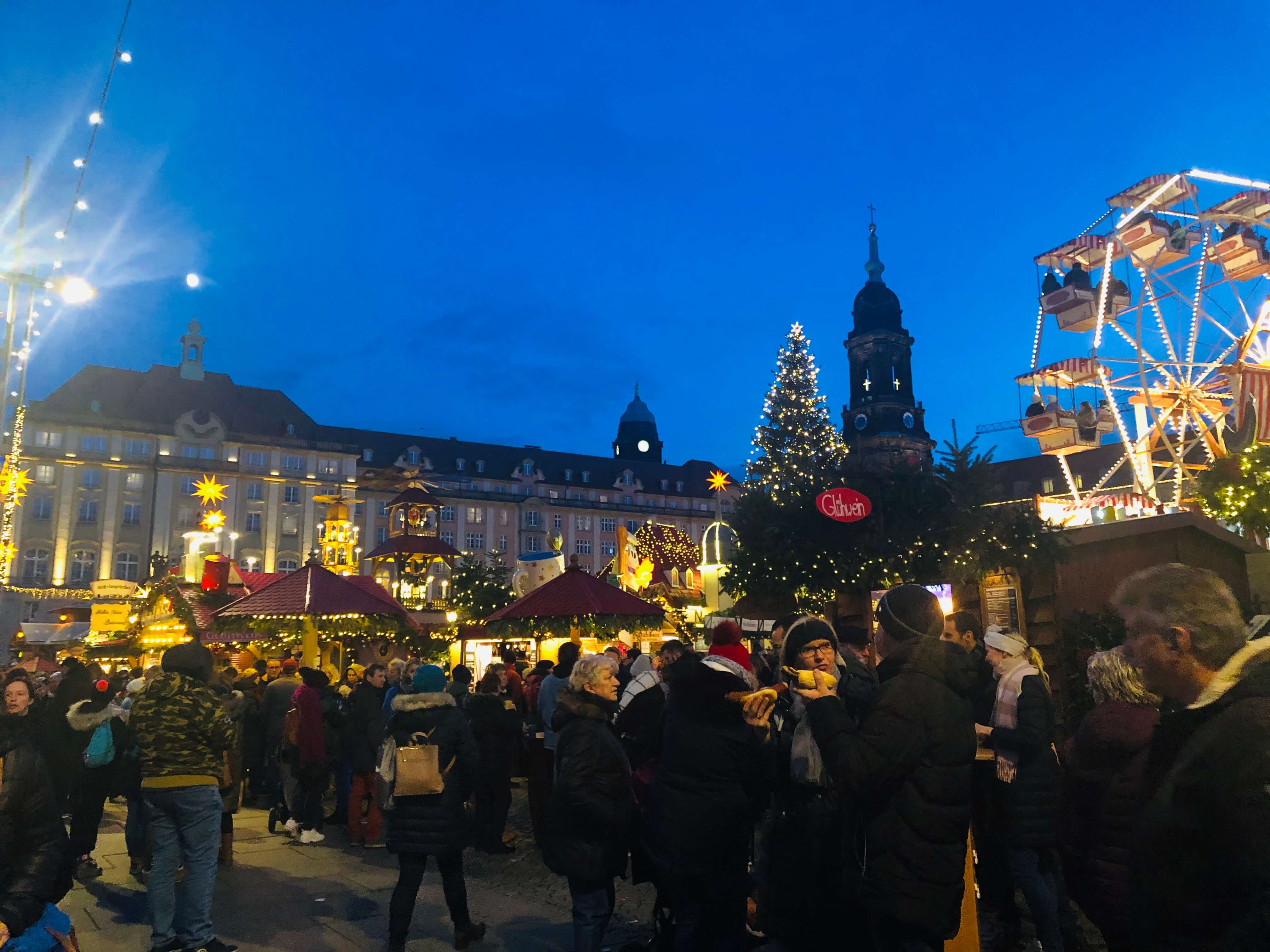 ドイツ最古のドレスデンクリスマスマーケットとシュトレン祭り